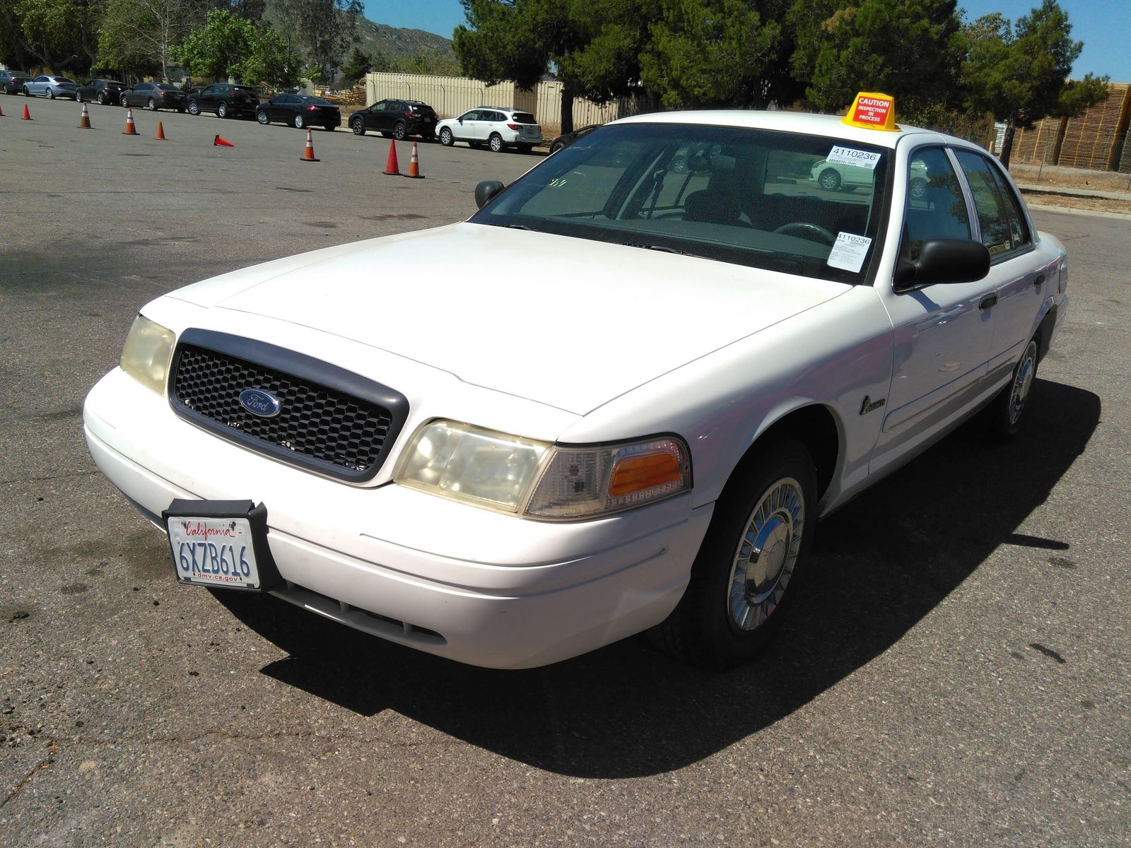 Ford Crown victoria (2001)