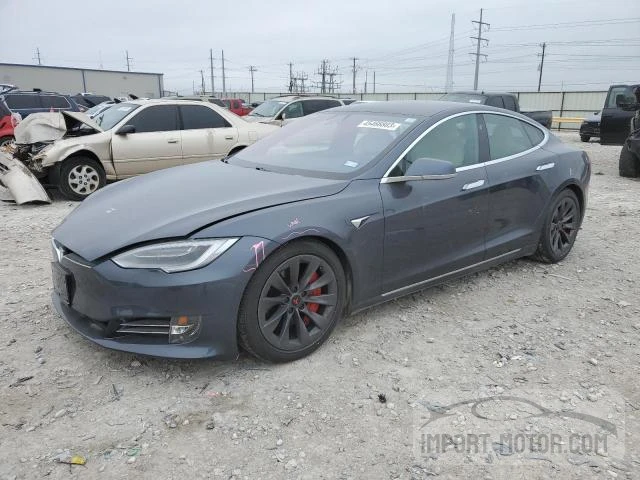 Tesla Model s (2020)