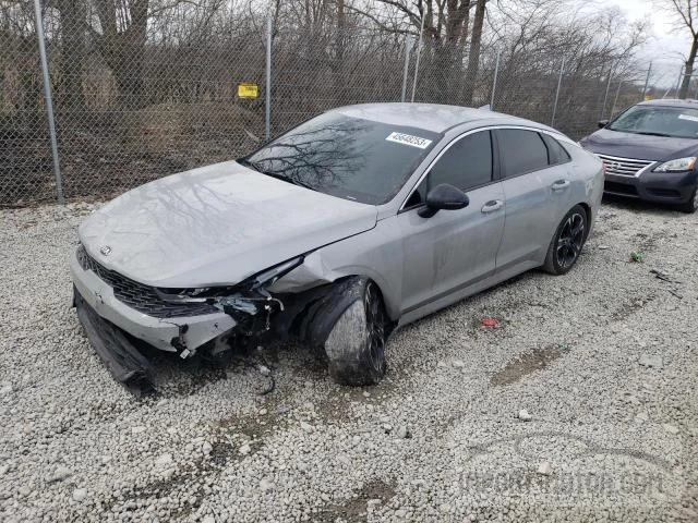Kia K5 (2021)