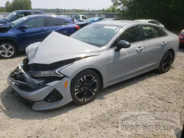 Kia K5 (2021)