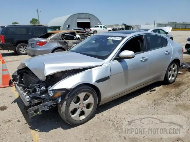 Jaguar Xe (2017)