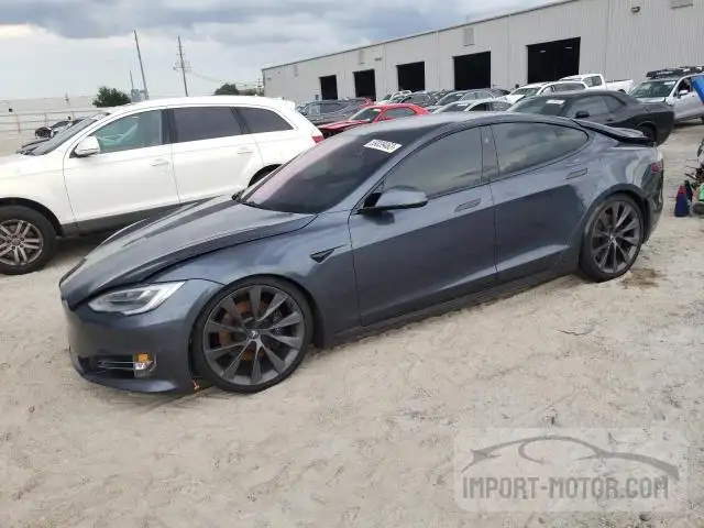 Tesla Model s (2020)