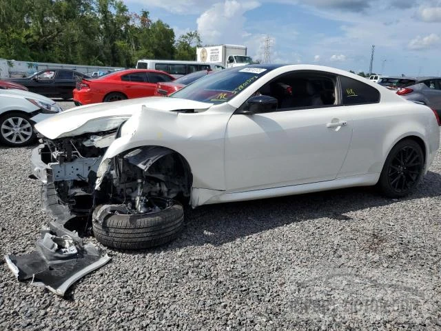Infiniti Q60 (2015)