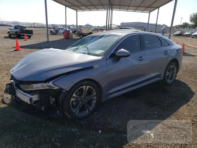 Kia K5 (2021)