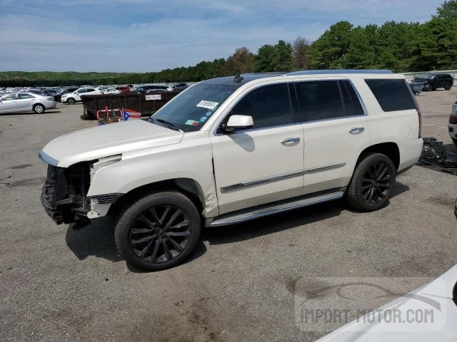 Cadillac Escalade (2015)