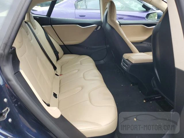 Tesla Model s (2013)