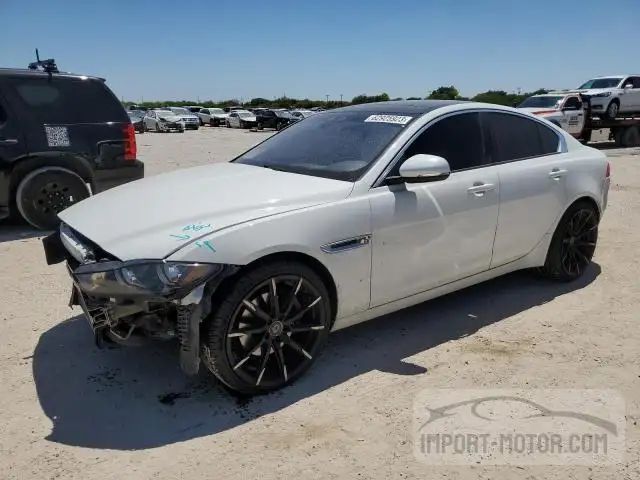 Jaguar Xe (2017)