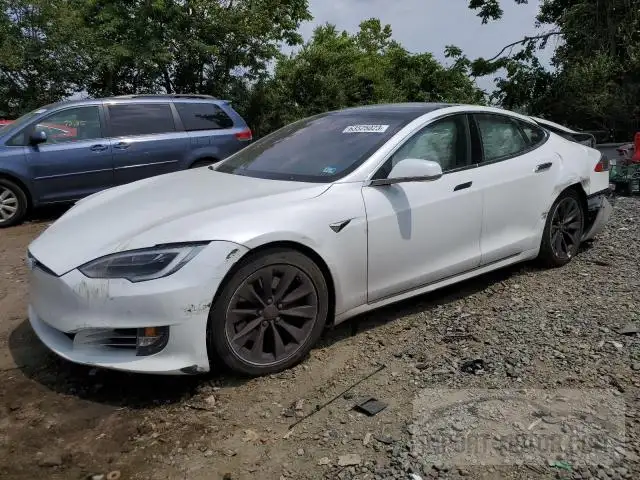 Tesla Model s (2018)
