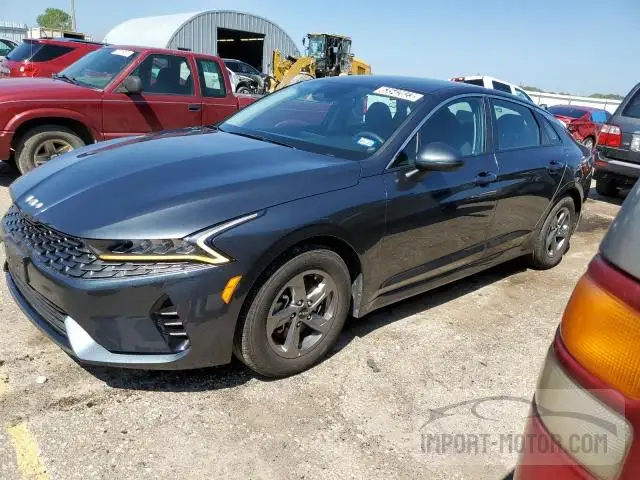 Kia K5 (2023)