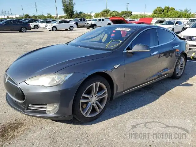Tesla Model s (2015)
