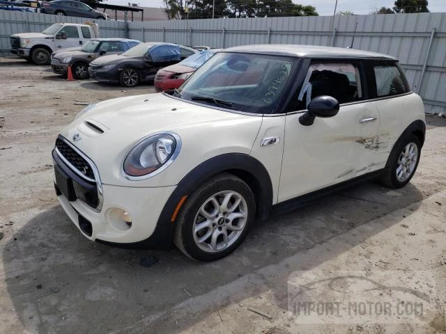 Mini Cooper (2015)