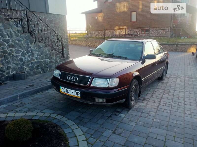 Audi 100 (1993)