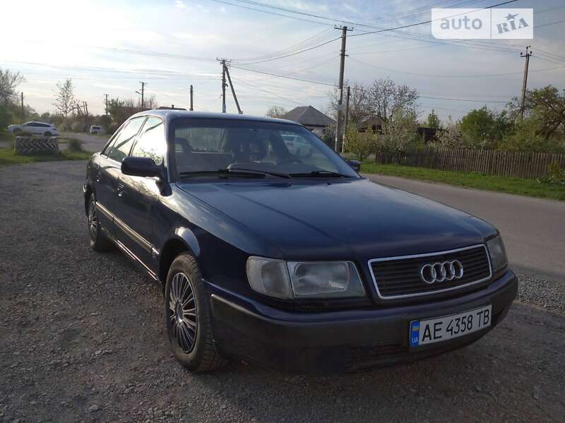 Audi 100 (1992)