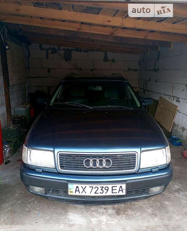 Audi 100 (1992)