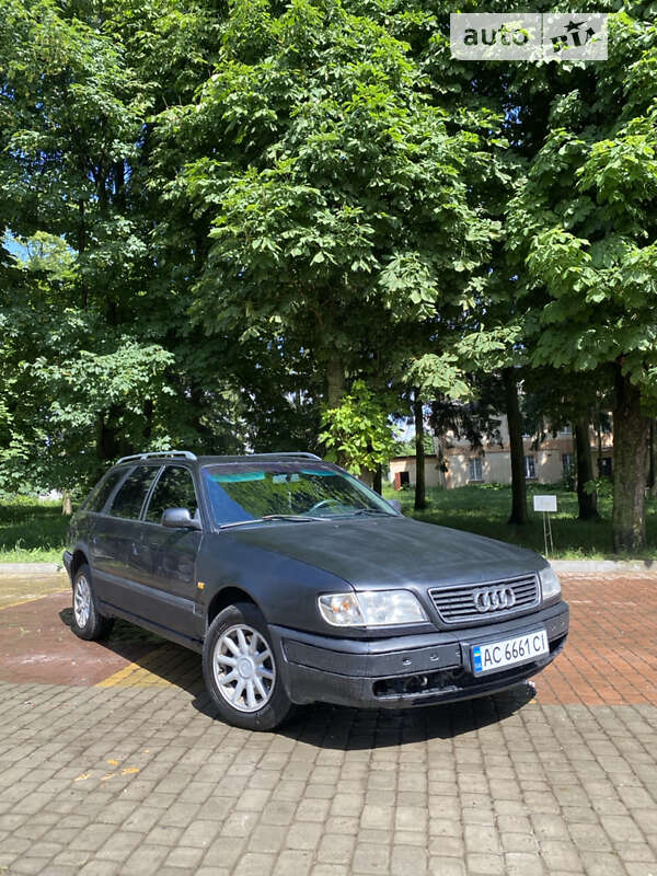 Audi 100 (1992)