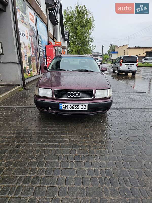 Audi 100 (1993)
