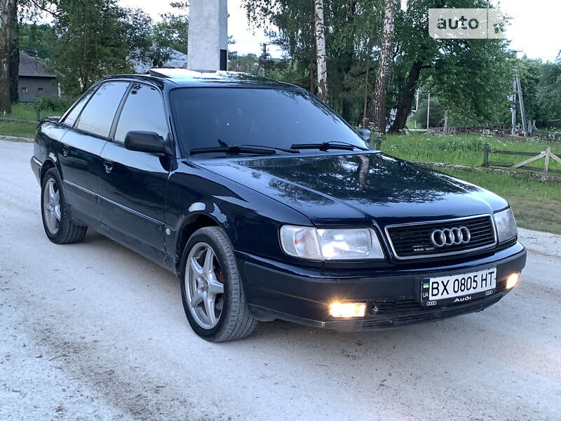 Audi 100 (1992)