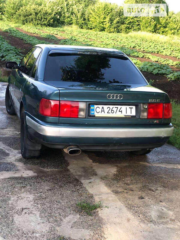 Audi 100 (1993)