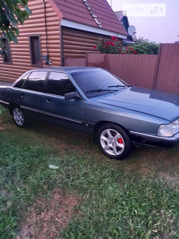 Audi 100 (1990)