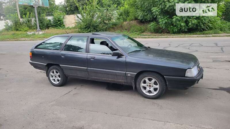 Audi 100 (1990)