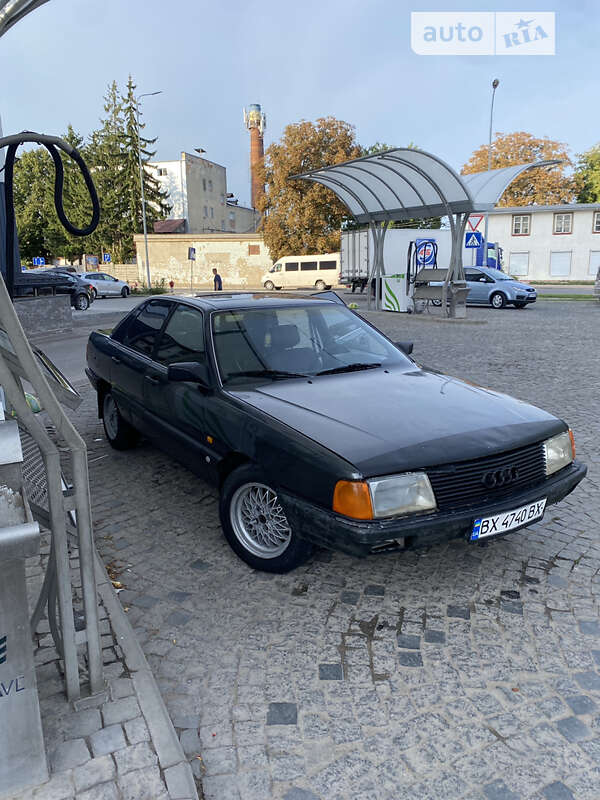 Audi 100 (1988)