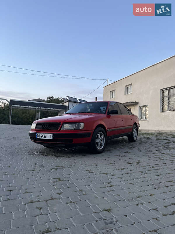 Audi 100 (1992)