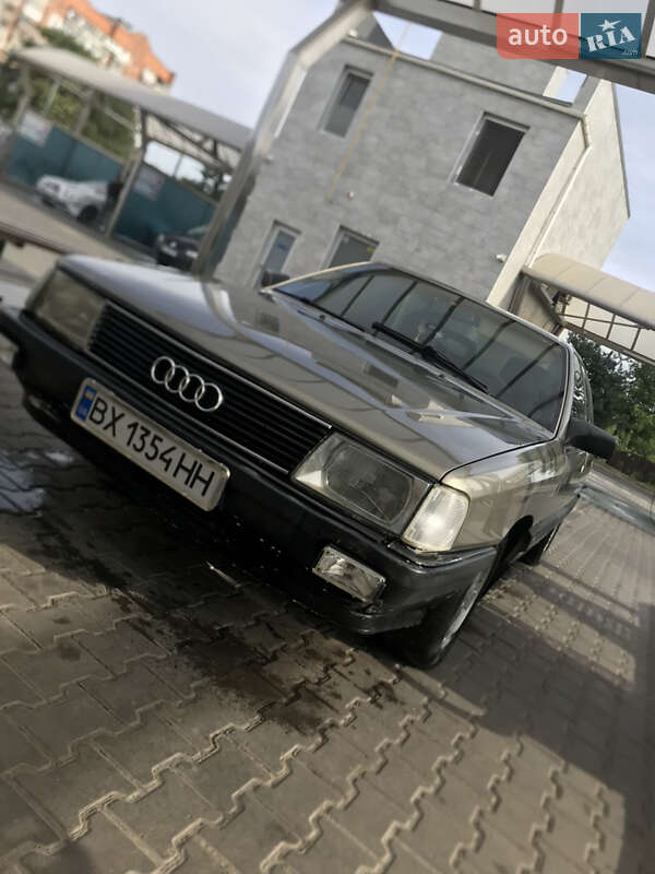 Audi 100 (1989)