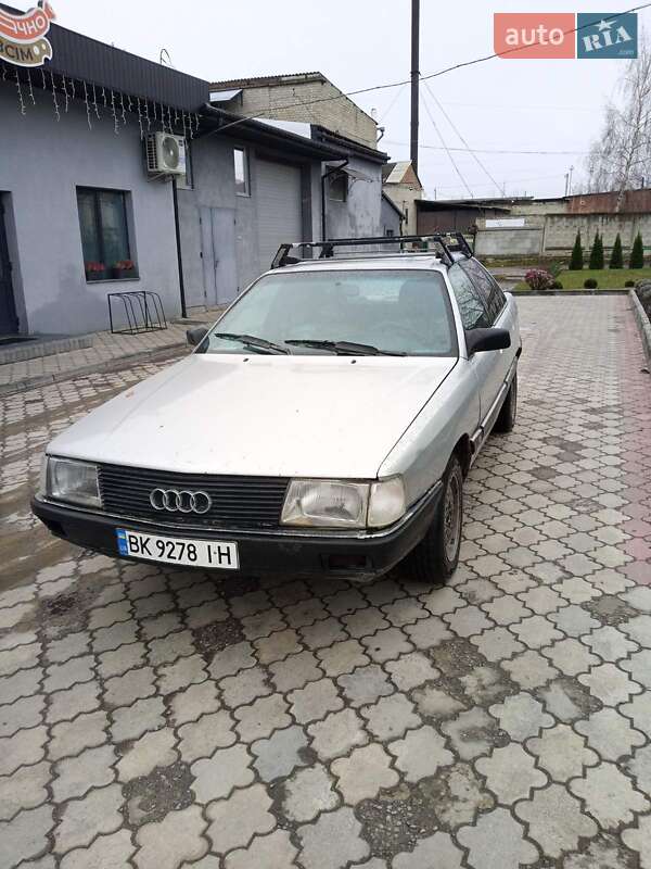 Audi 100 (1990)