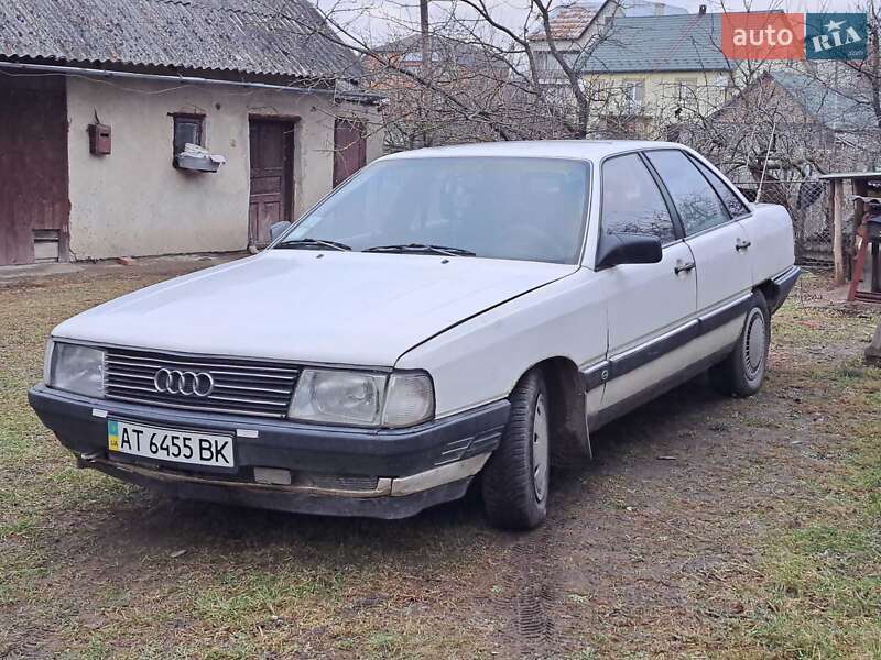 Audi 100 (1986)