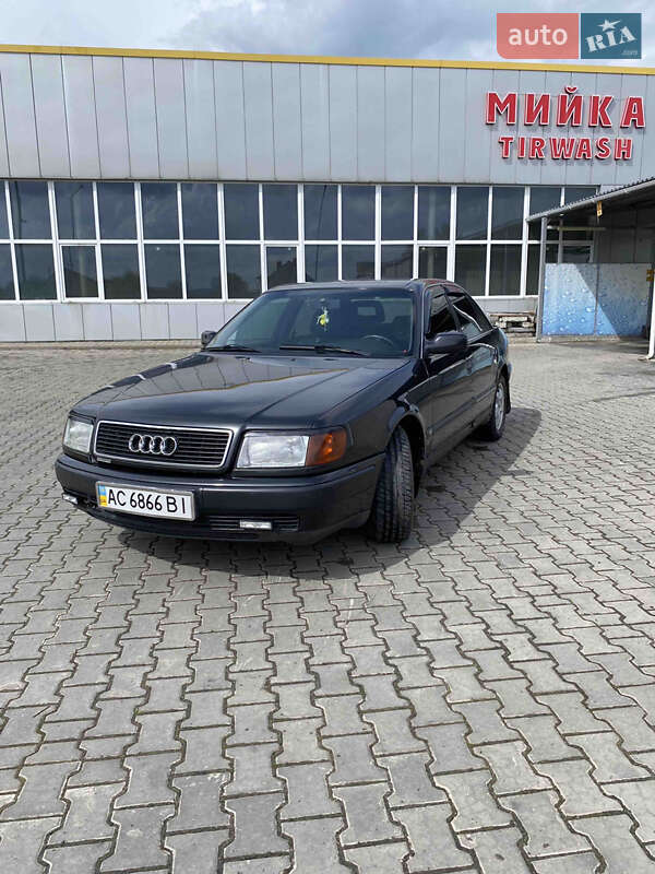 Audi 100 (1993)