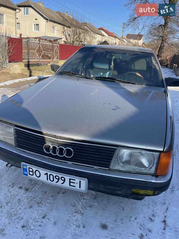 Audi 100 (1990)