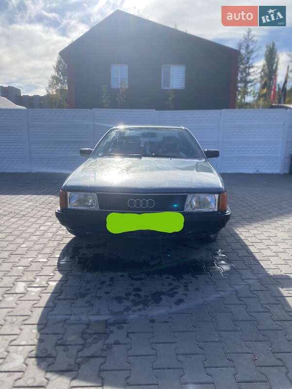 Audi 100 (1989)