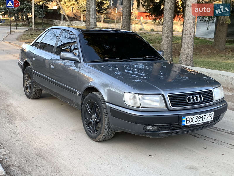 Audi 100 (1992)