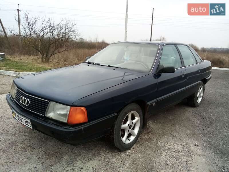 Audi 100 (1989)