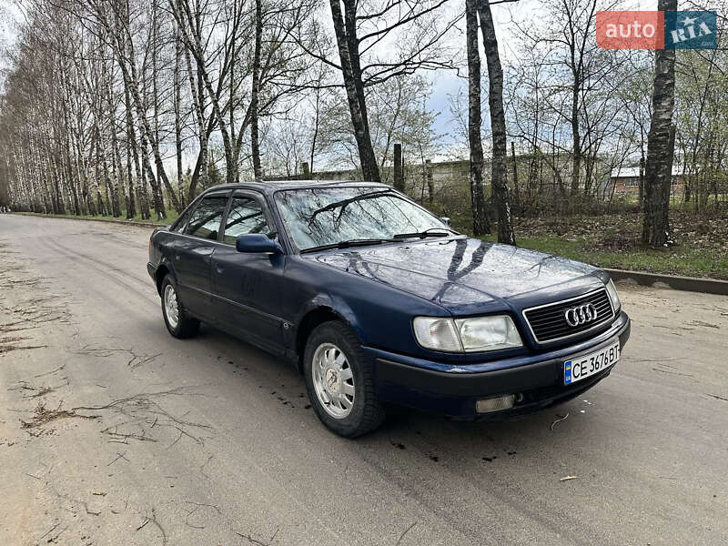 Audi 100 (1992)