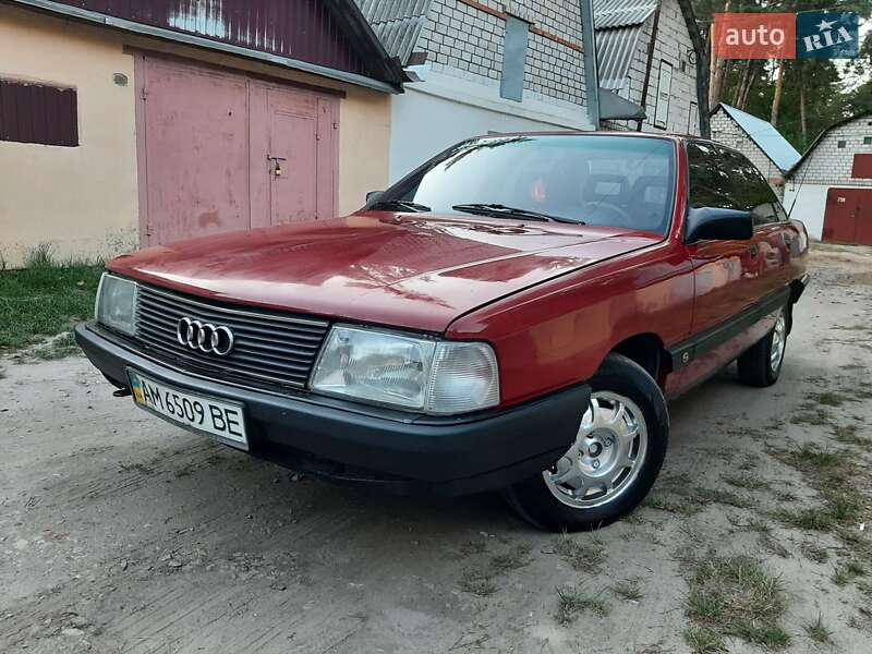 Audi 100 (1989)