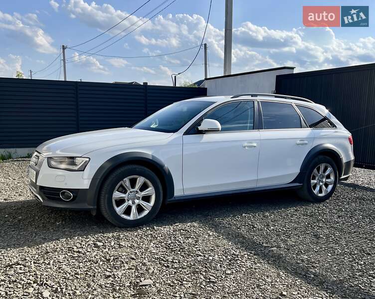 Audi A4 allroad (2015)
