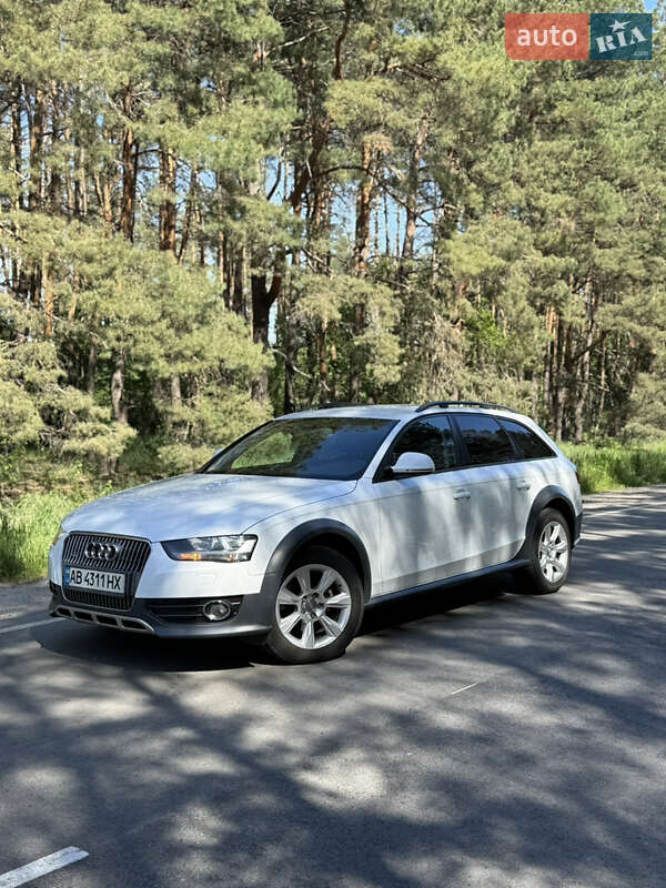 Audi A4 allroad (2012)