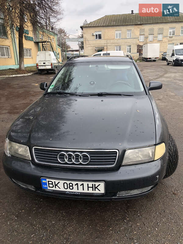 Audi A4 (1997)