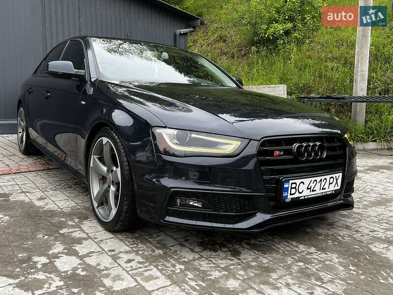Audi A4 (2013)