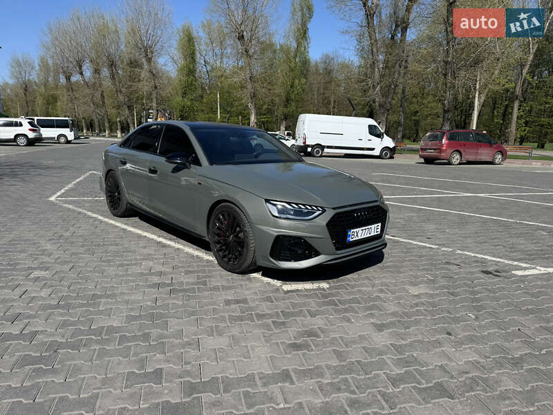 Audi A4 (2022)