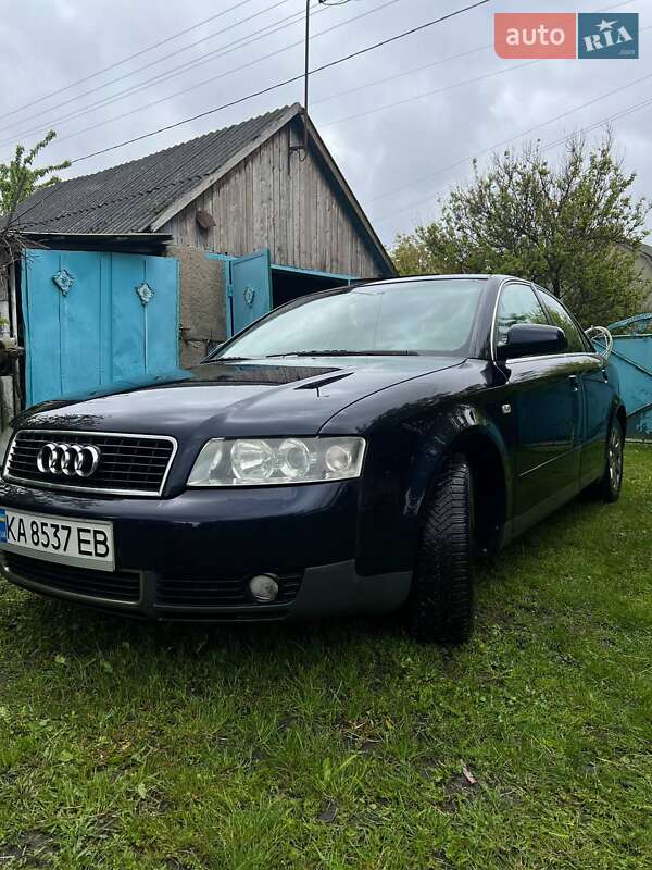 Audi A4 (2001)