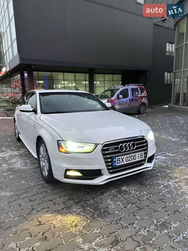 Audi A4 (2012)