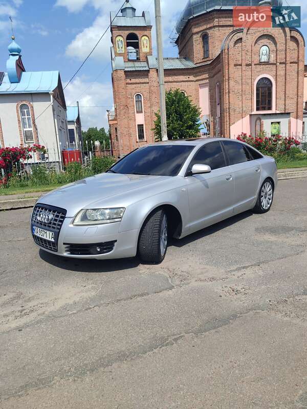 Audi A6 (2004)