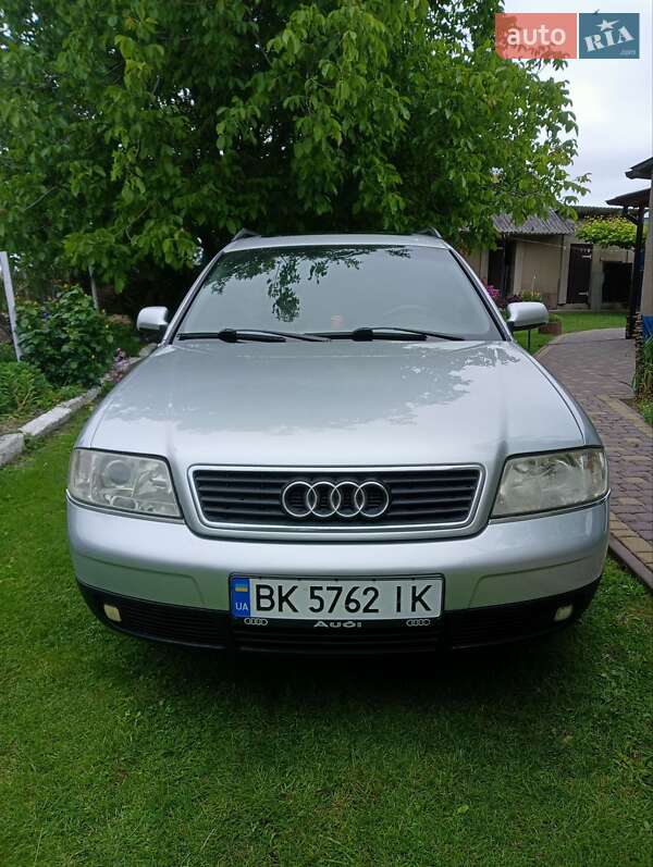 Audi A6 (2000)
