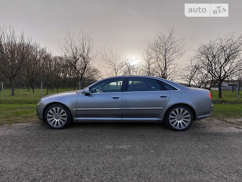 Audi A8 (2007)