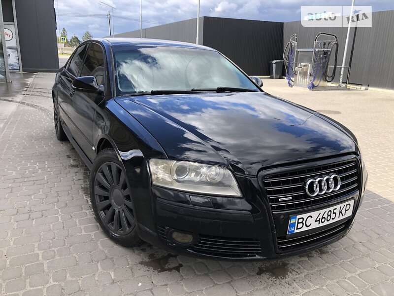 Audi A8 (2003)