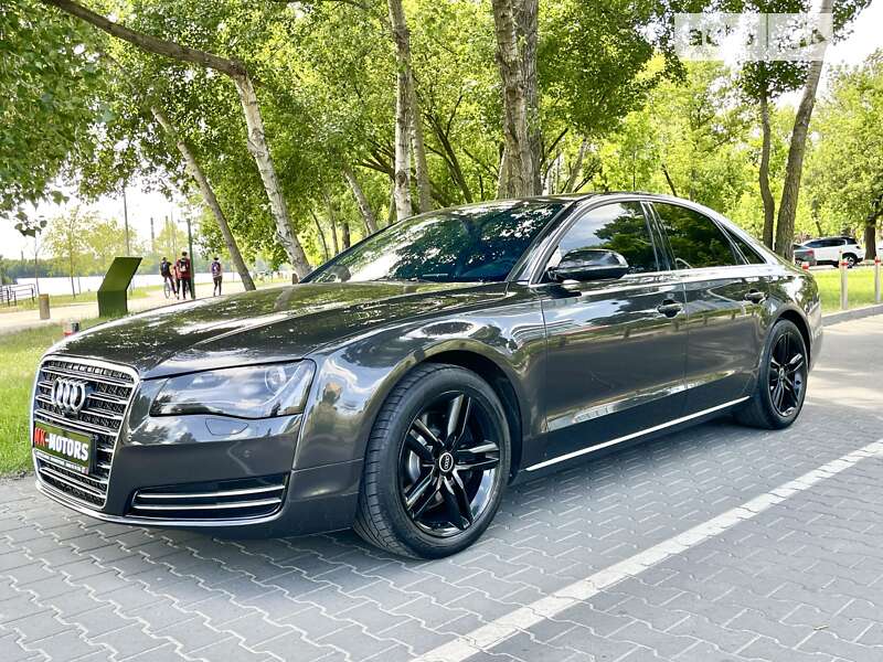 Audi A8 (2011)
