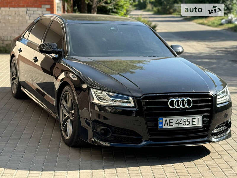 Audi A8 (2016)