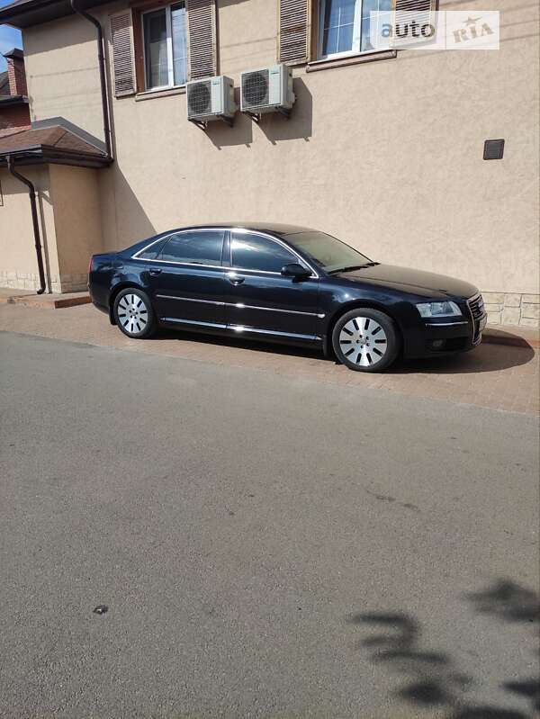 Audi A8 (2006)